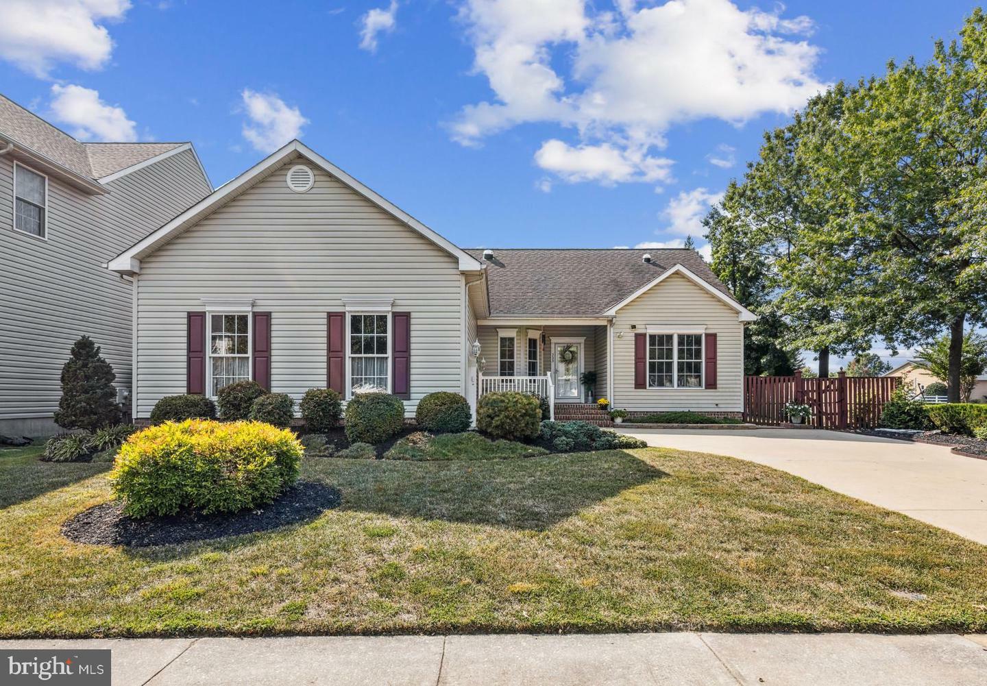 Property Photo:  355 Mainsail Drive  MD 21666 