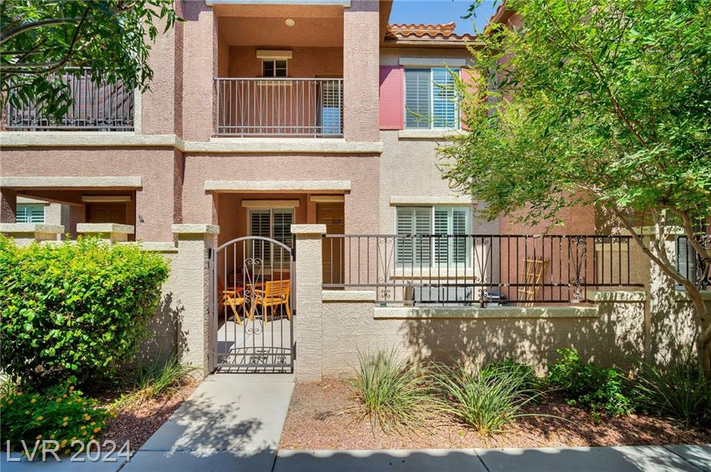 Property Photo:  1525 Spiced Wine Avenue 3105  NV 89074 