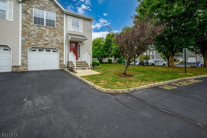 Property Photo:  8 Mindy Dr  NJ 08873 