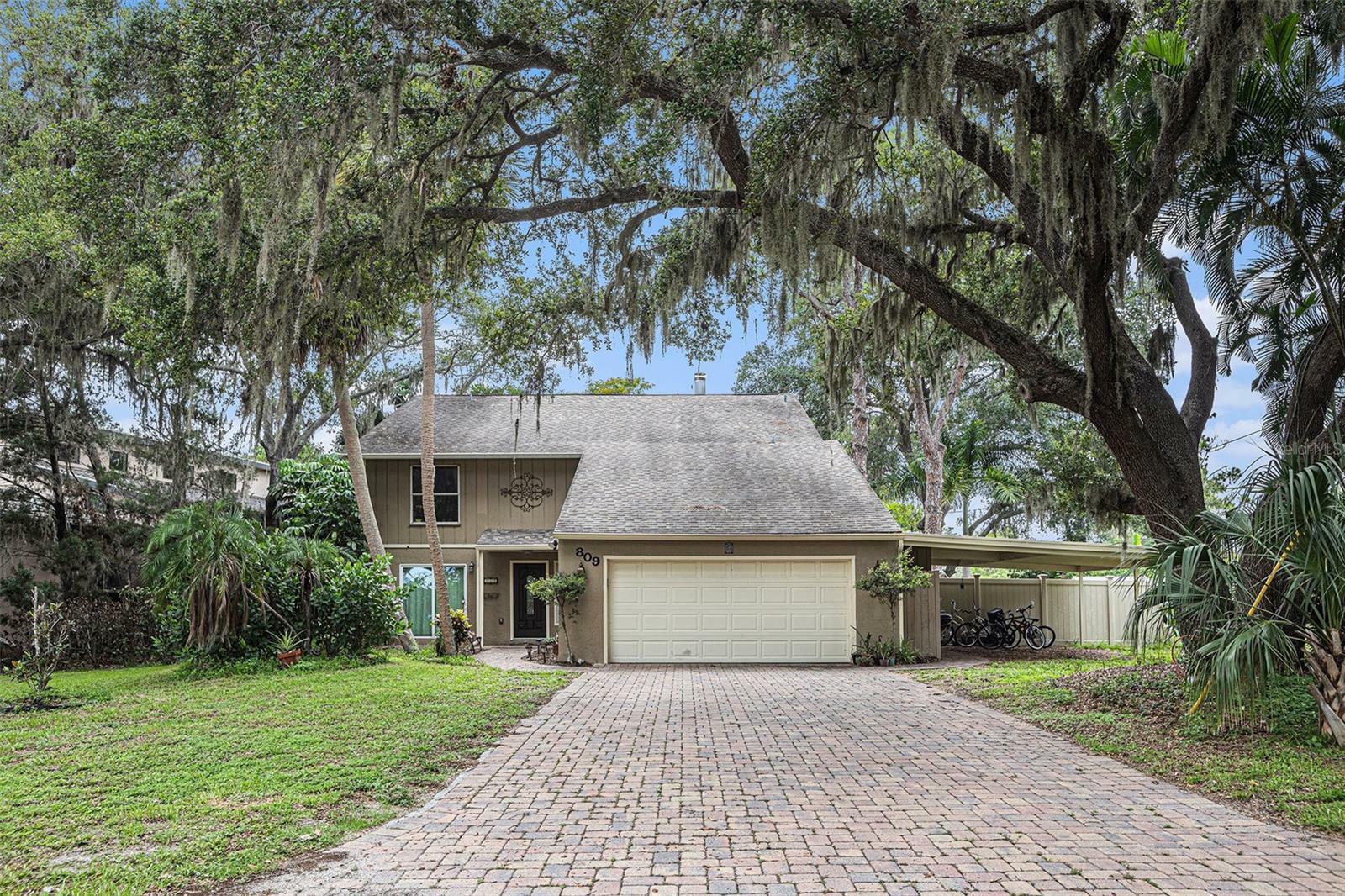 Property Photo:  809 Pennsylvania Way  FL 34243 