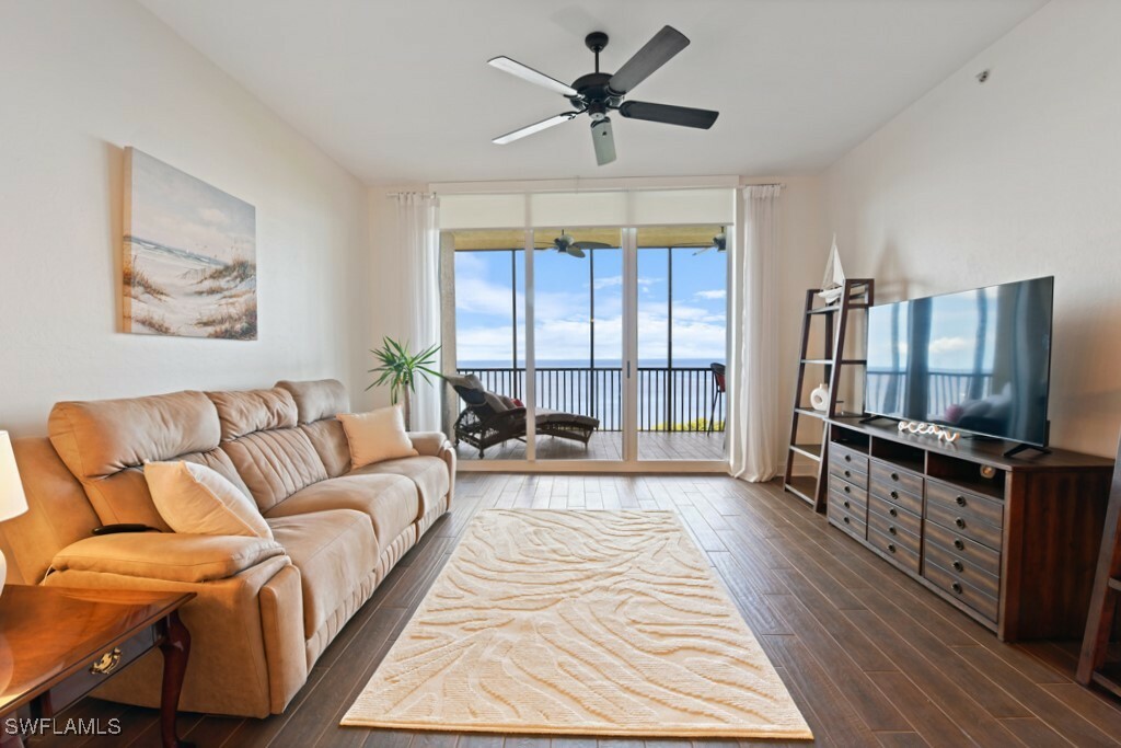 Property Photo:  3321 Sunset Key Circle 708  FL 33955 