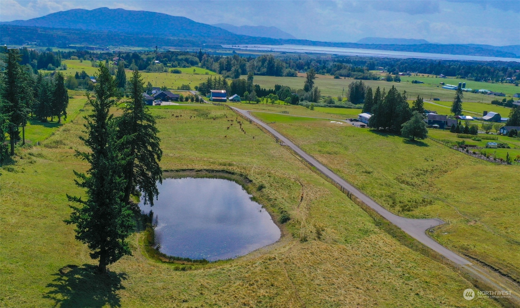 Property Photo:  3 W 26th Crest  WA 98248 