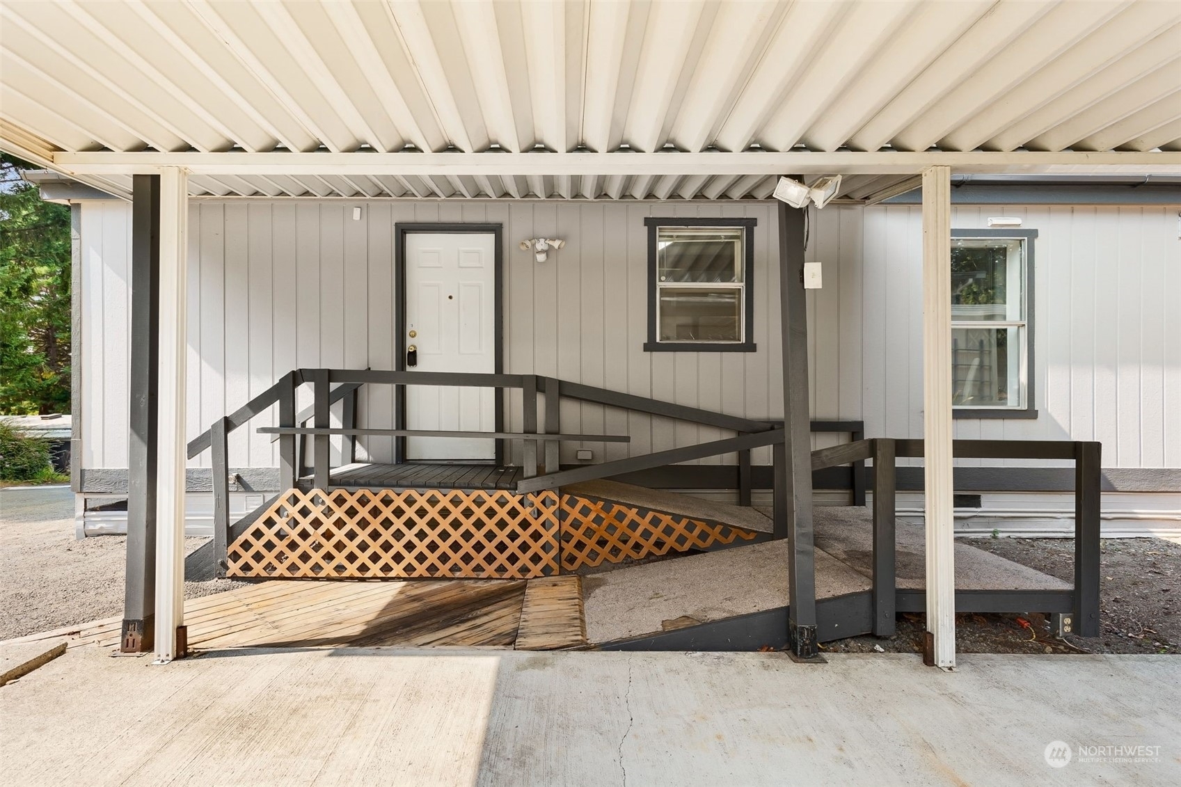 Property Photo: 3060 NE McWilliams Road 94 WA 98310
