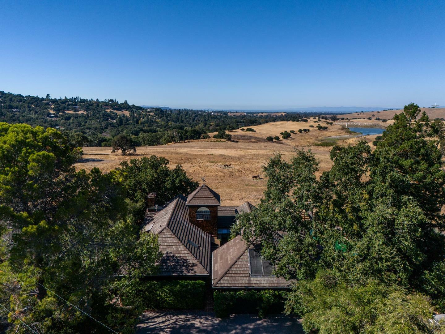 Property Photo:  5 Arastradero Road  CA 94028 