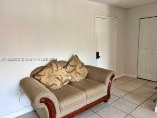 Property Photo:  10651 SW 108th Ave 2E  FL 33176 