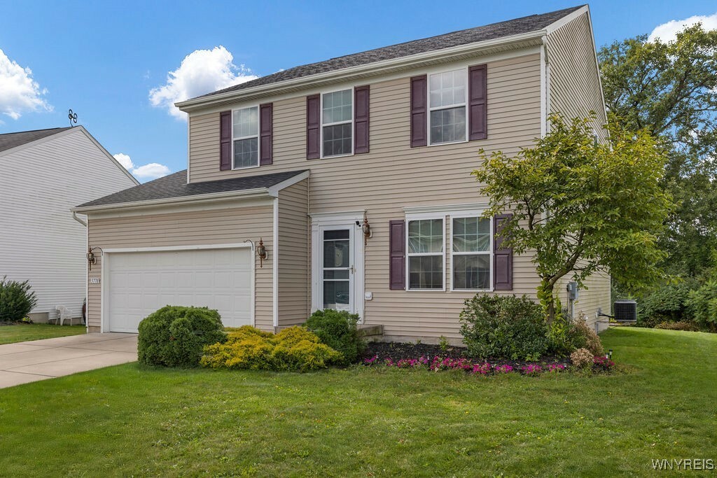 Property Photo:  5778 Willow Creek Lane  NY 14132 