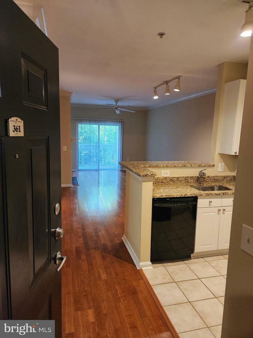 Property Photo:  2765 Centerboro Drive 361  VA 22181 