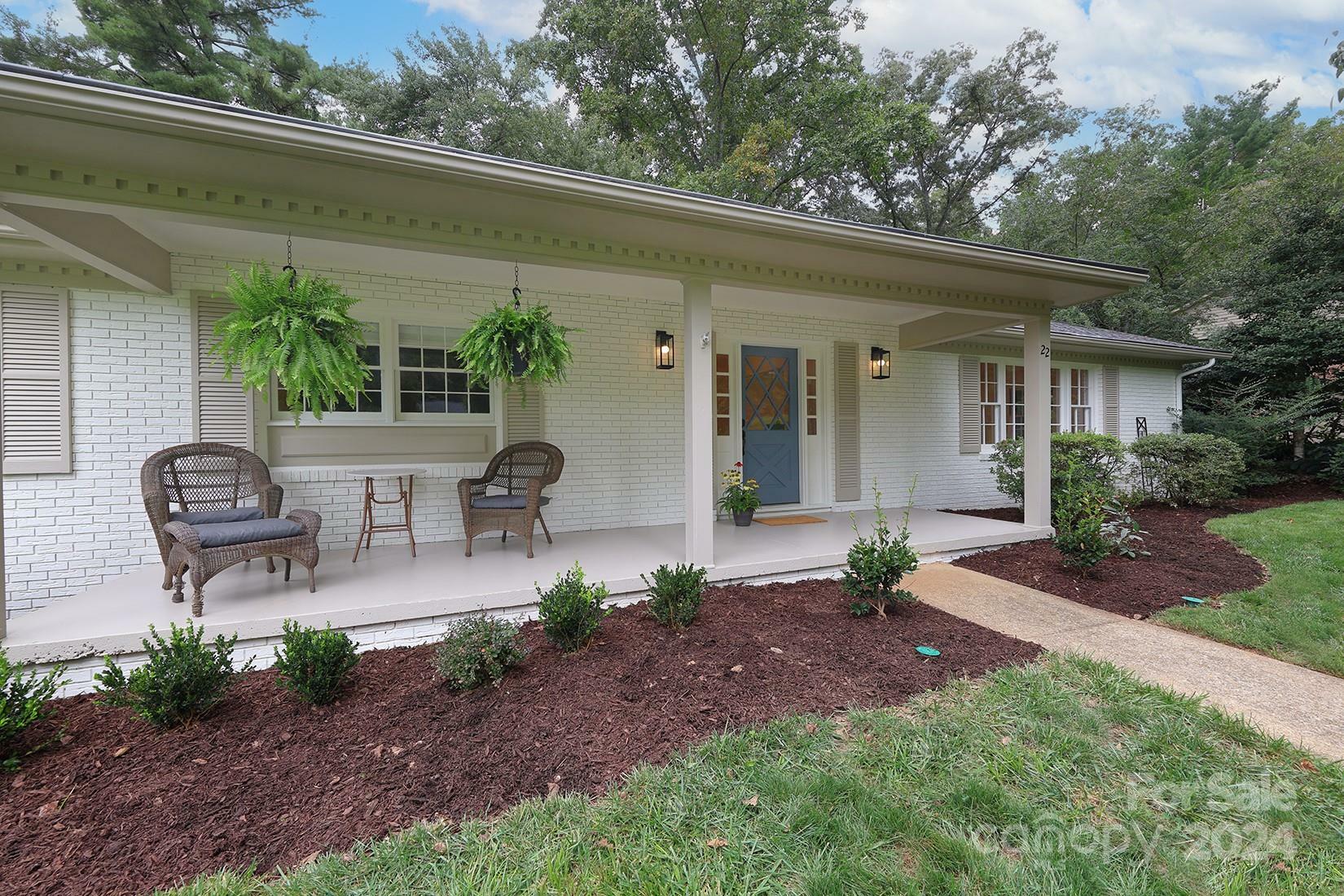 Property Photo:  22 Pheasant Drive  NC 28803 