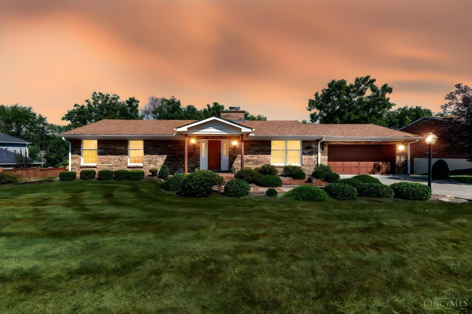 Property Photo: 5802 Windermere Lane OH 45014