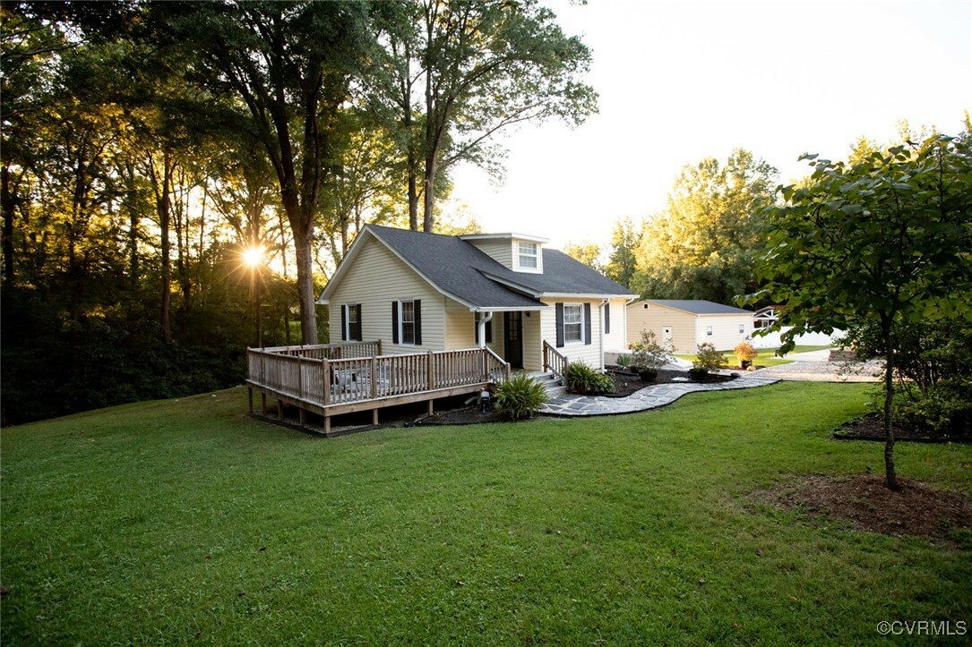 Property Photo:  602 Fourth Avenue  VA 23901 