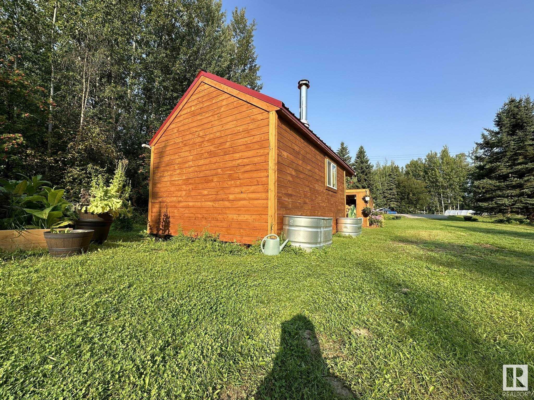 Property Photo:  4813 46 Street  AB T0E 1K0 