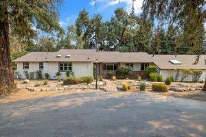 Property Photo:  2707 Main  CA 93291 