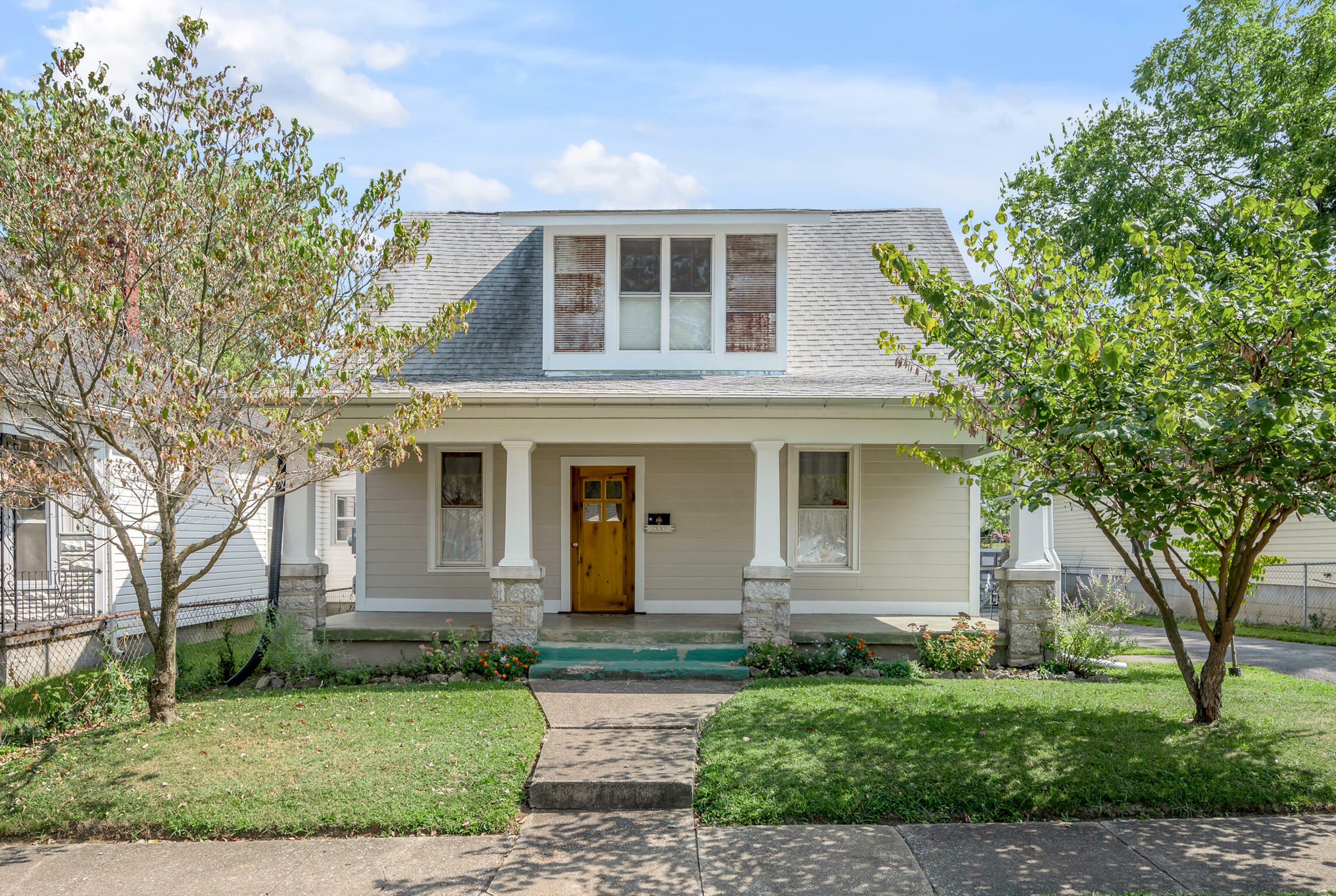 Property Photo: 608 Maple Avenue KY 40508