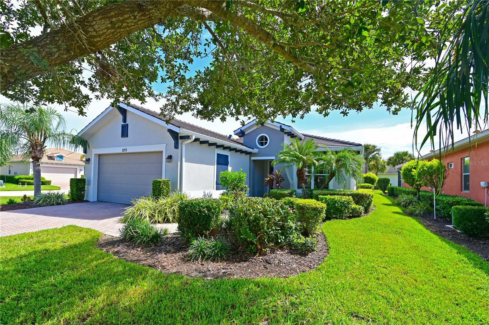 Property Photo:  1253 Tidewater Court  FL 34208 