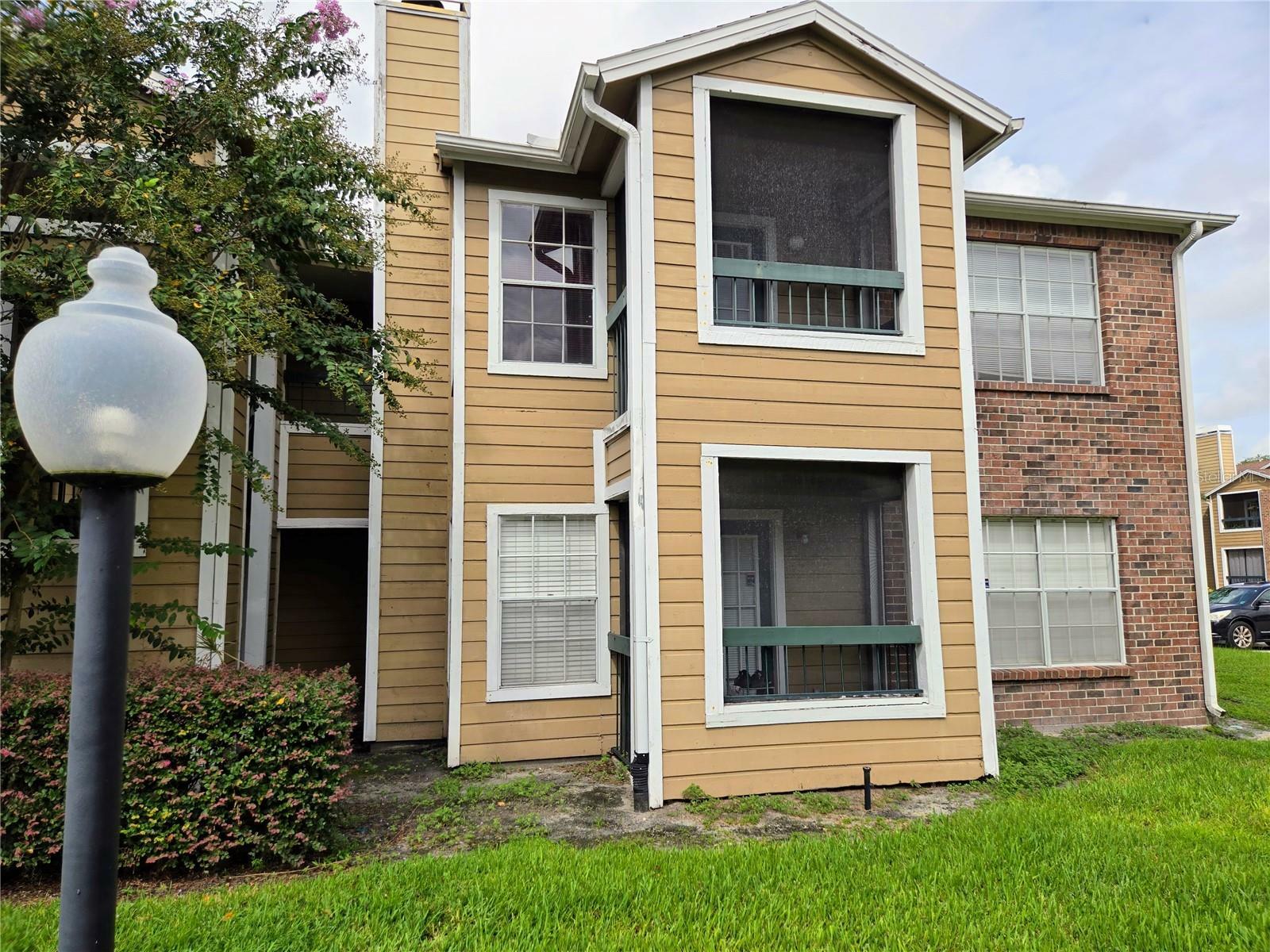 Property Photo:  4401 Thornbriar Lane 202  FL 32822 