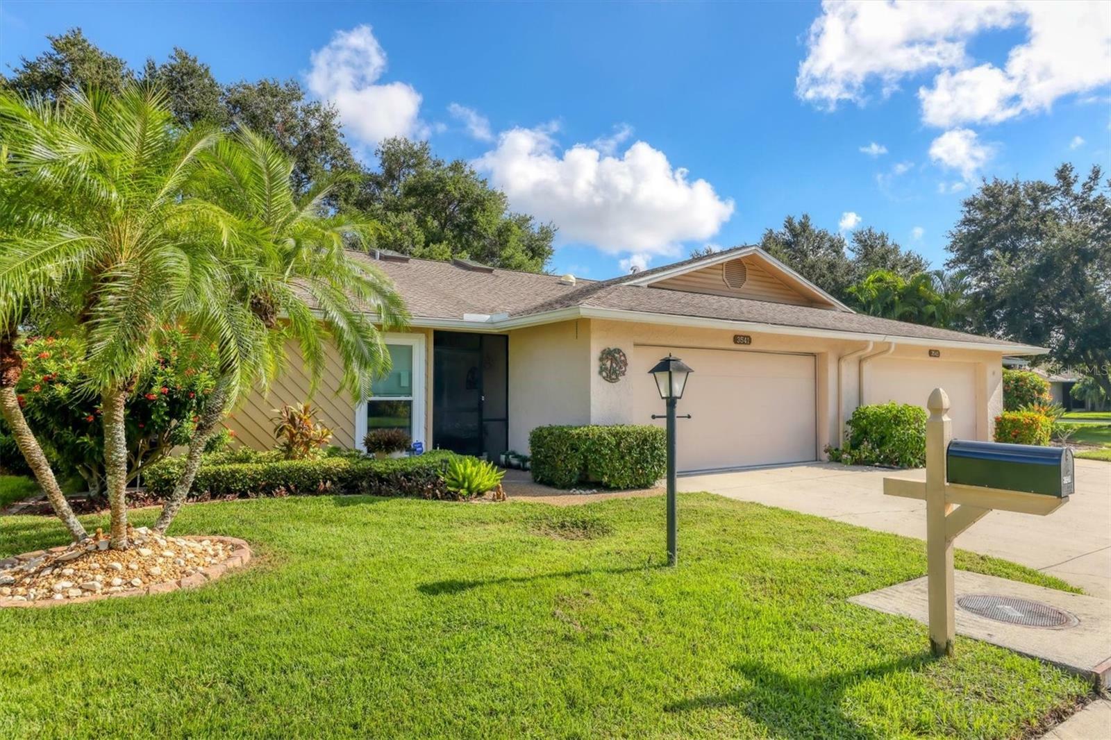 Property Photo:  3541 Wilkinson Woods Drive 40  FL 34231 