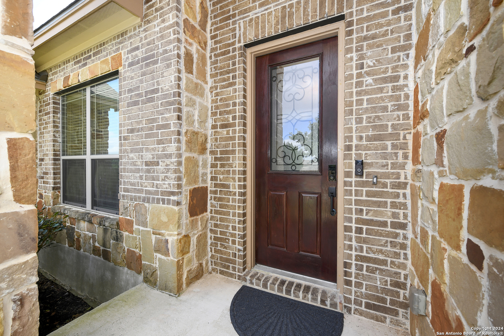 Property Photo:  9818 Spinnaker Path  TX 78263 