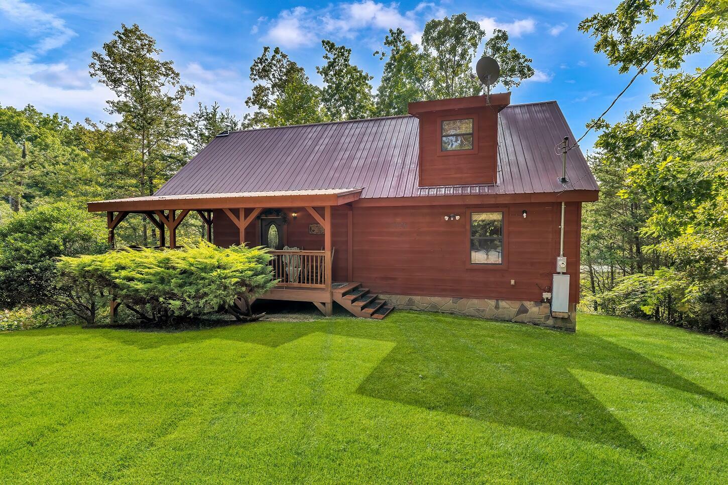 Property Photo:  1926 Bird Hill Rd  TN 37876 