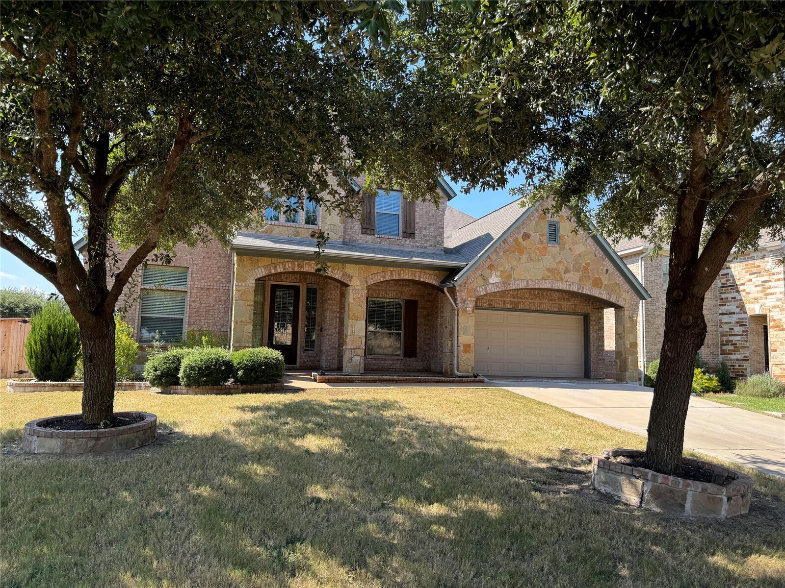 Property Photo: 2800 Los Alamos Court TX 78665