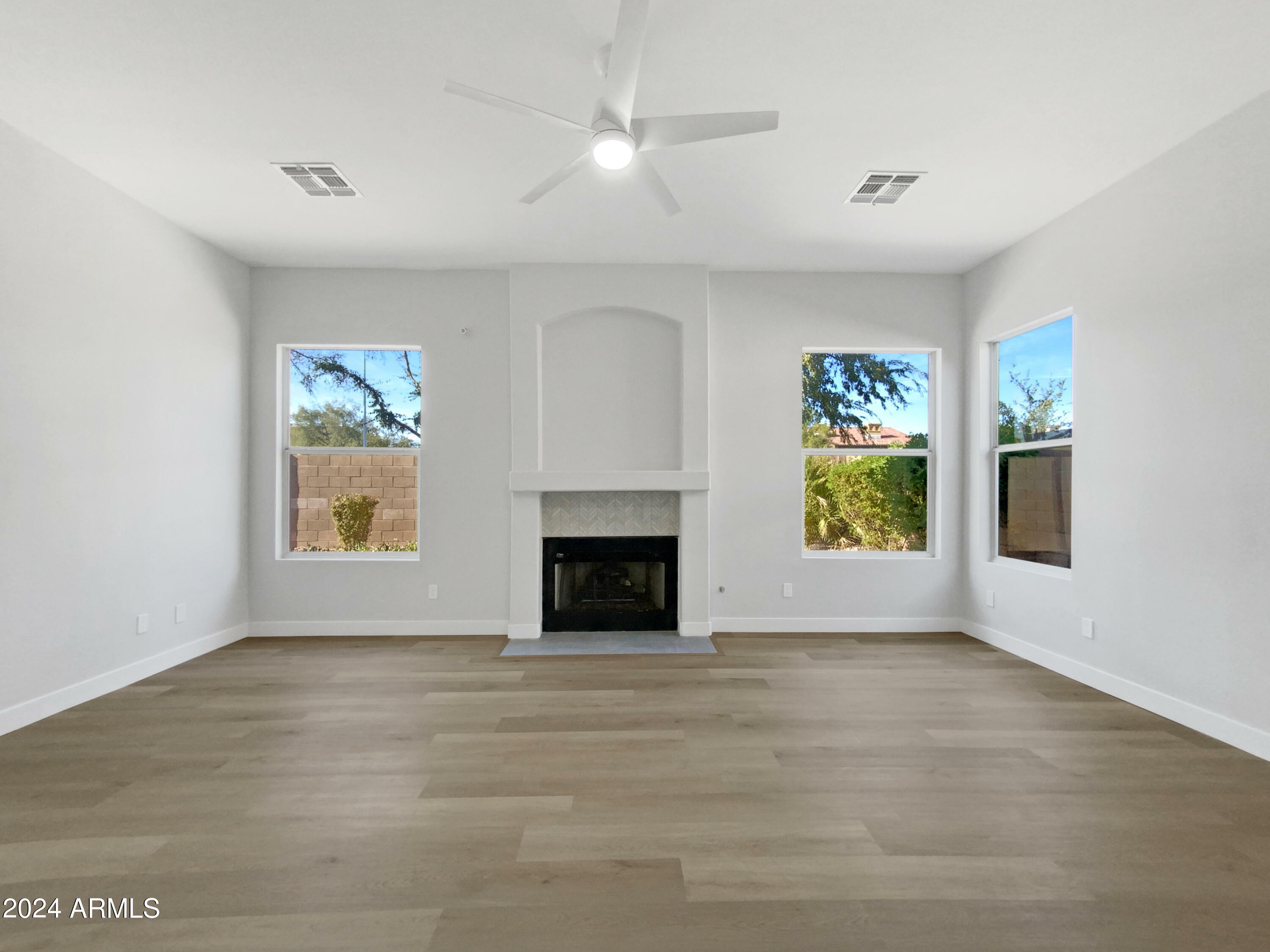 Property Photo:  880 W Cherrywood Drive  AZ 85248 