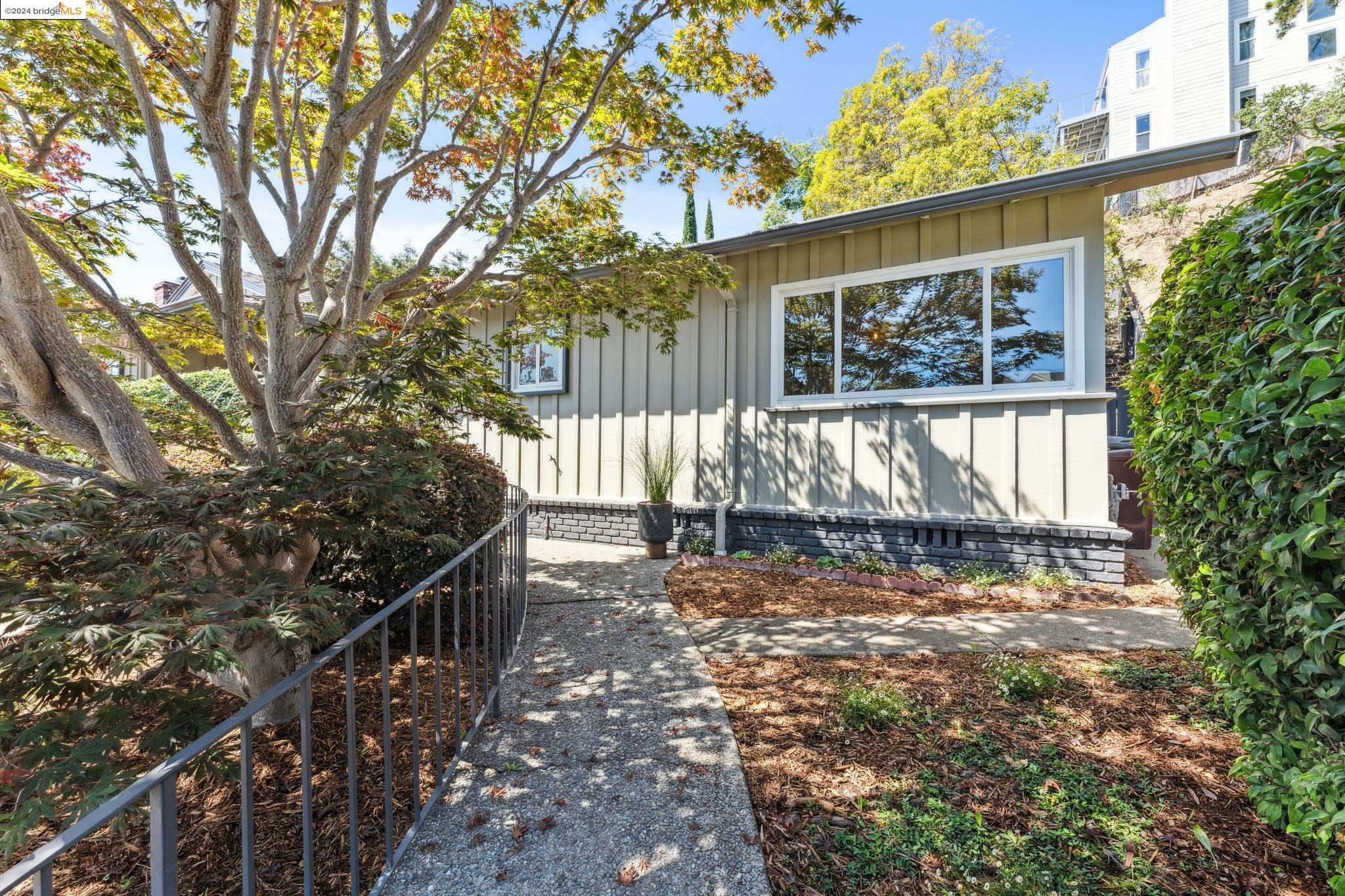 Property Photo:  19 Reata Pl  CA 94618 