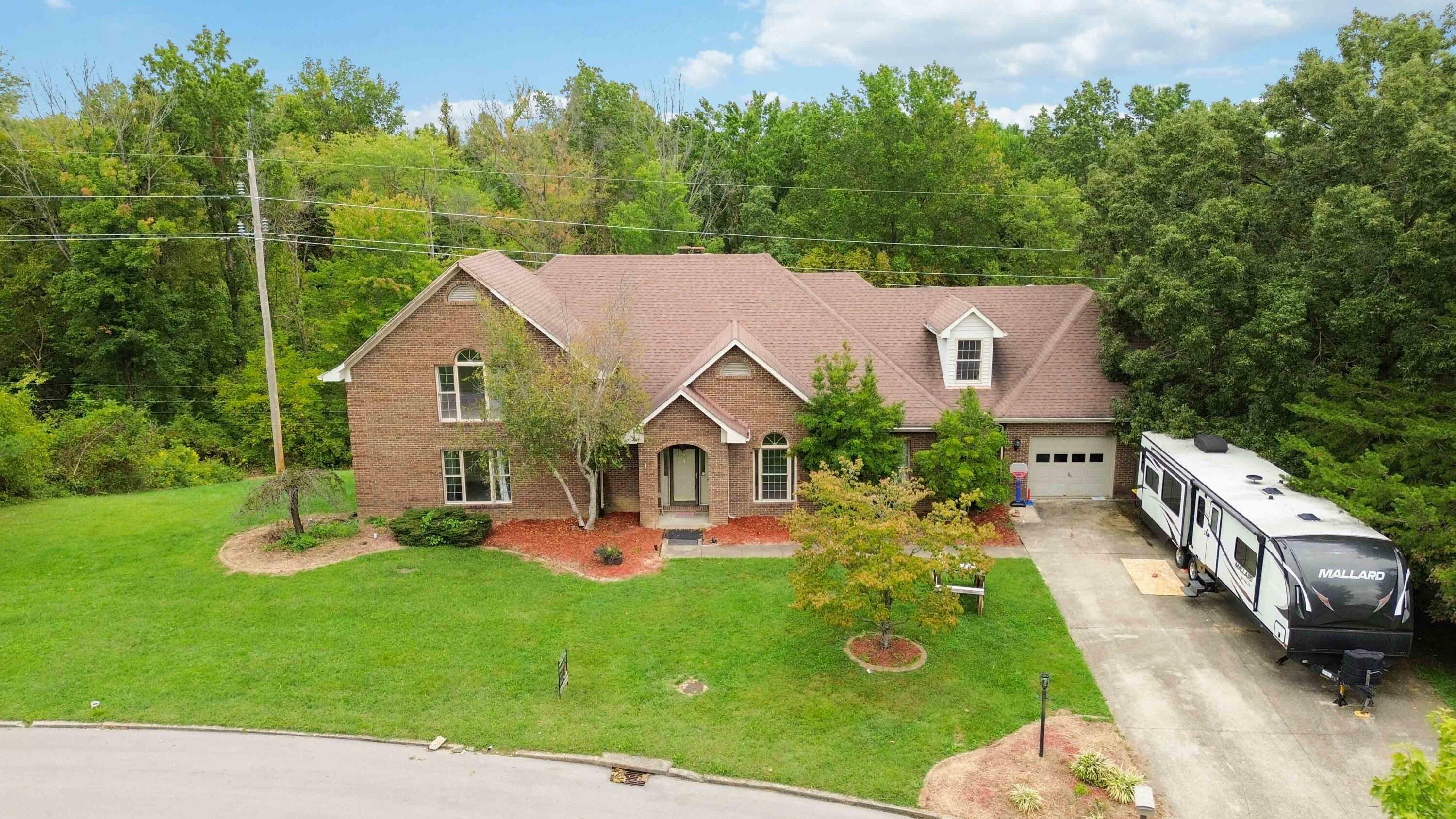 Property Photo:  130 Circle Drive  KY 40403 