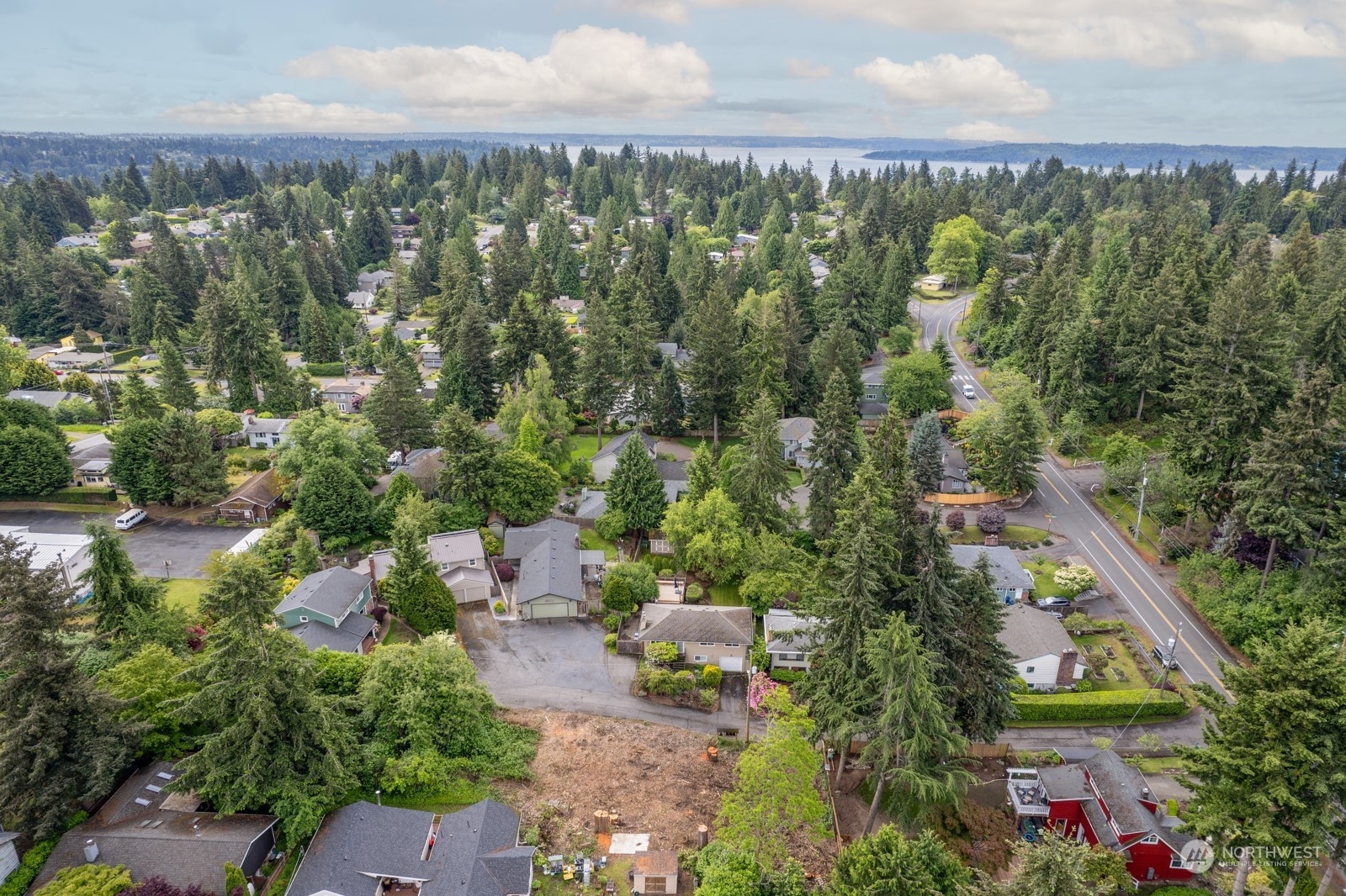 Property Photo:  2000 SW 162nd Court  WA 98166 