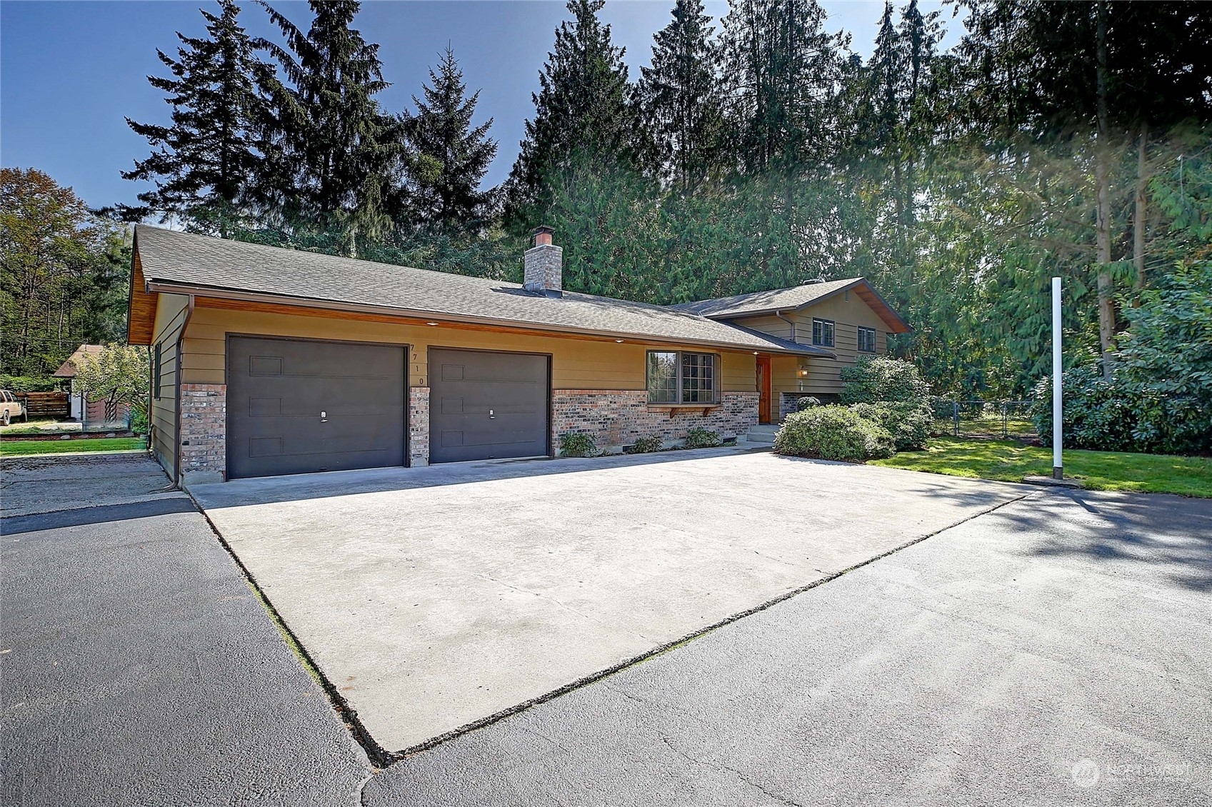 Property Photo:  7710 Cecilia Way  WA 98292 