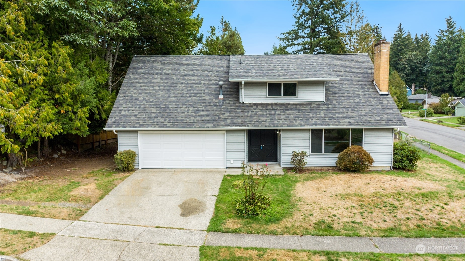 Property Photo:  10010 161st Avenue NE  WA 98052 