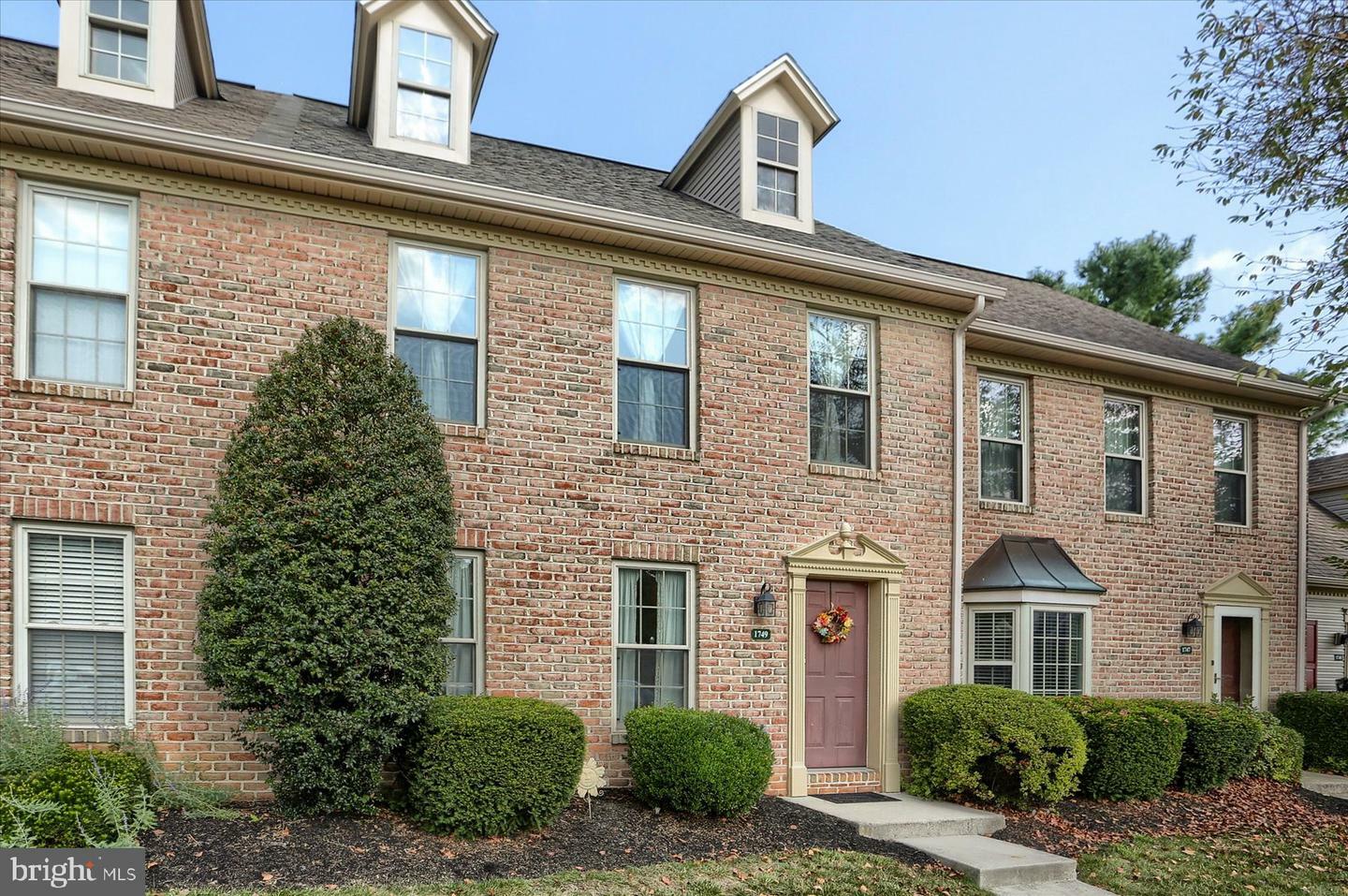 Property Photo:  1749 Weatherburn Drive  PA 17070 