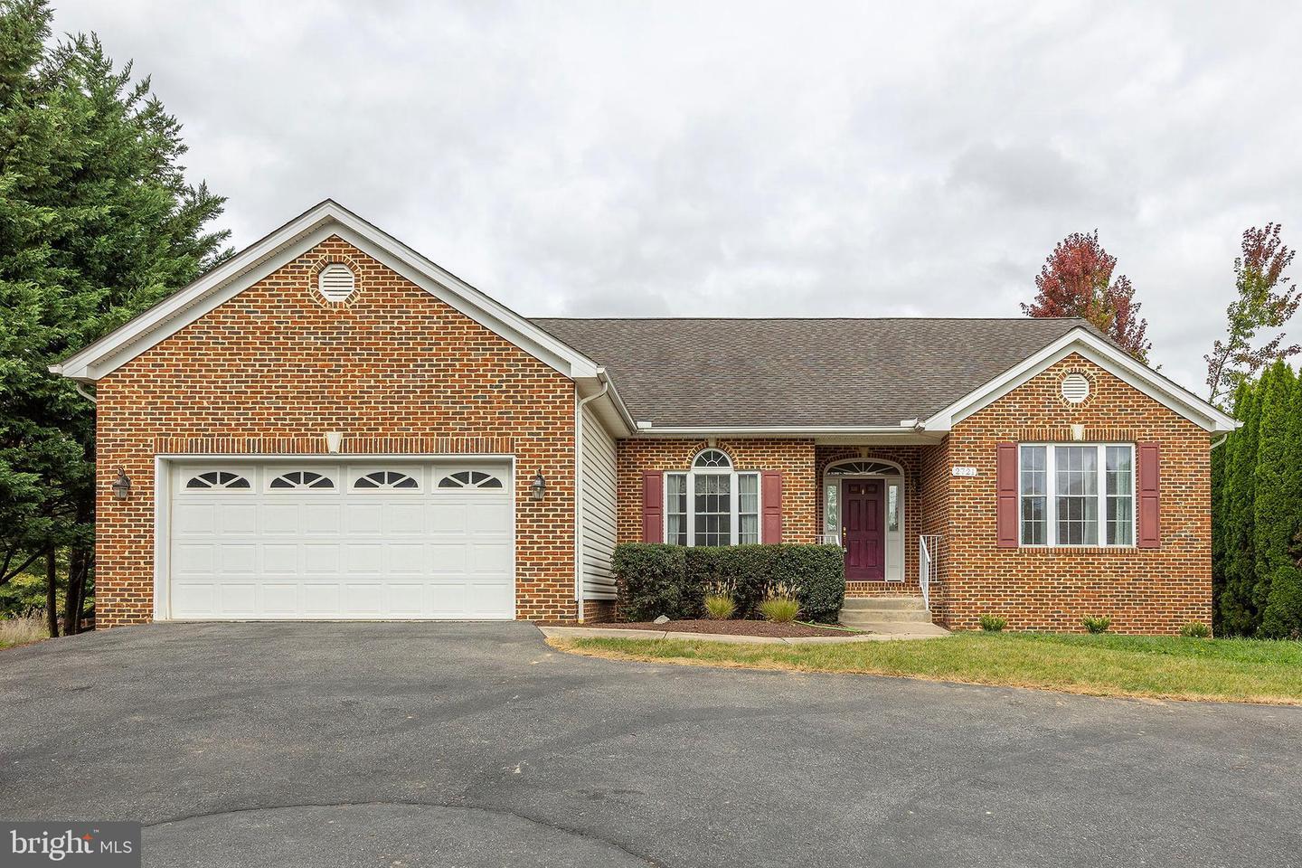 Property Photo:  2721 Middle Road  VA 22601 