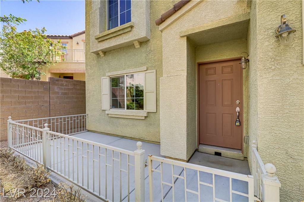 Property Photo:  7717 Chandelier Ct  NV 89149 