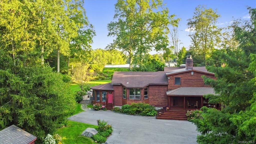 Property Photo:  56 Twin Ridges Road  NY 10562 