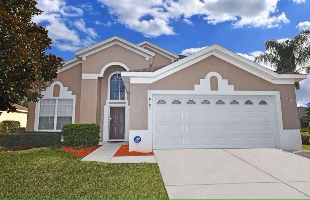 Property Photo:  8185 Fan Palm Way  FL 34747 