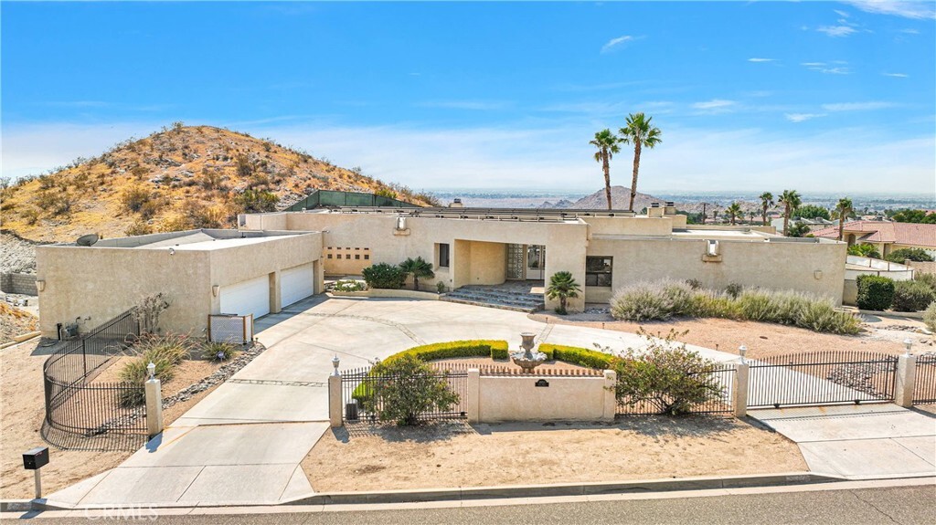 Property Photo: 18011 Ohna Road CA 92307