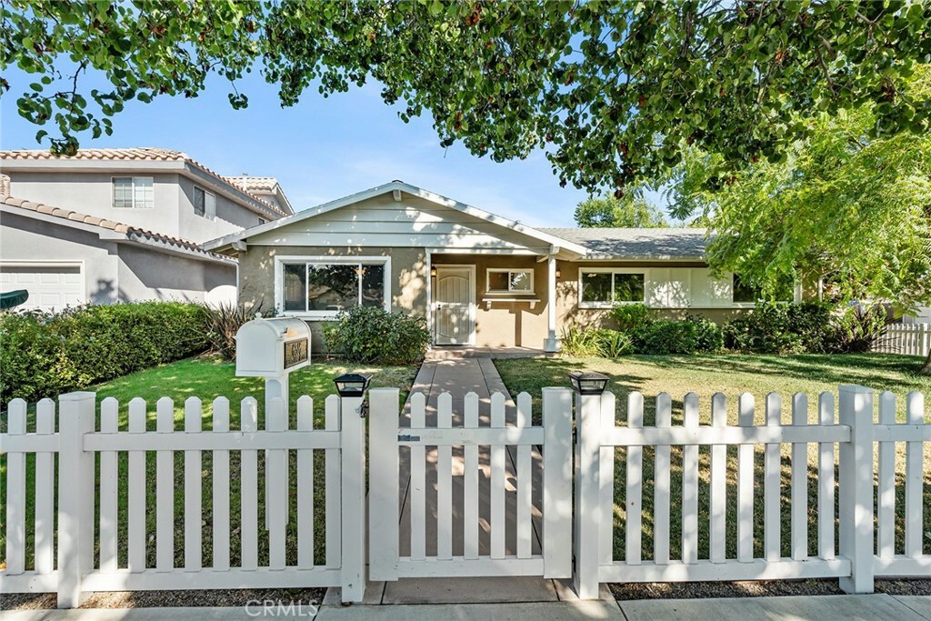 Property Photo:  6514 Kentland Avenue  CA 91307 