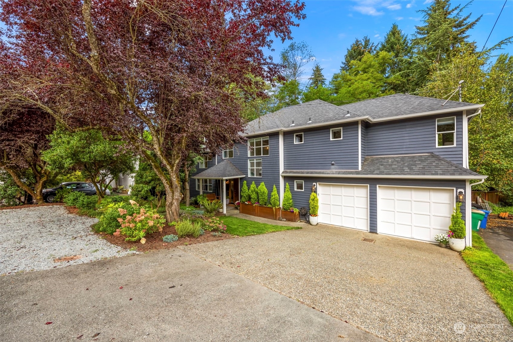 Property Photo:  2716 NE 105 Street  WA 98125 