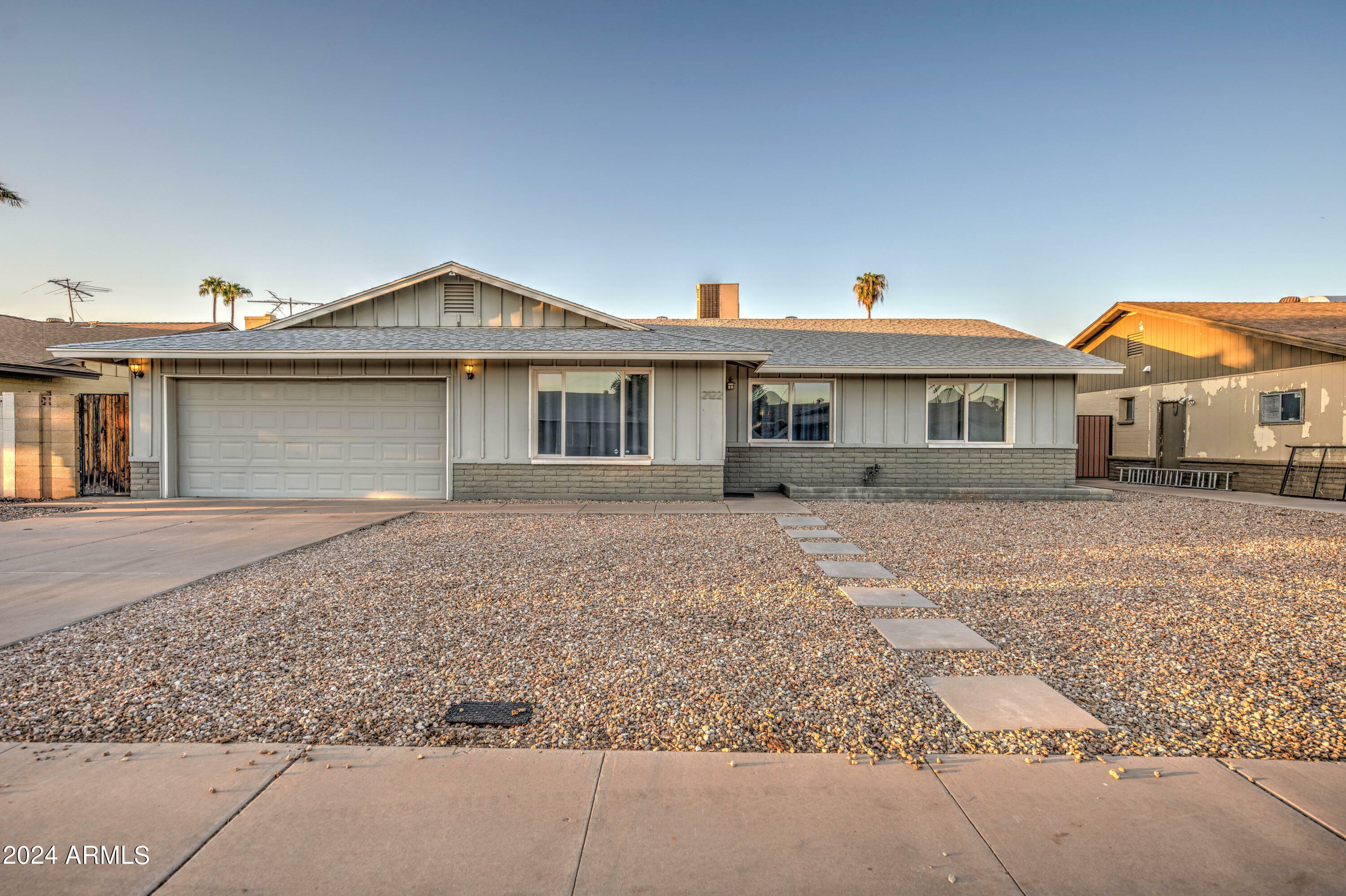 Property Photo:  2122 E Radcliffe Drive  AZ 85283 