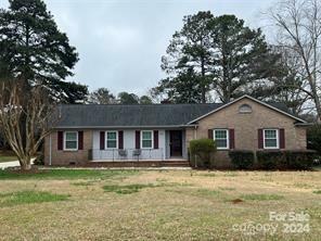 Property Photo:  409 Arrowood Avenue  SC 29720 