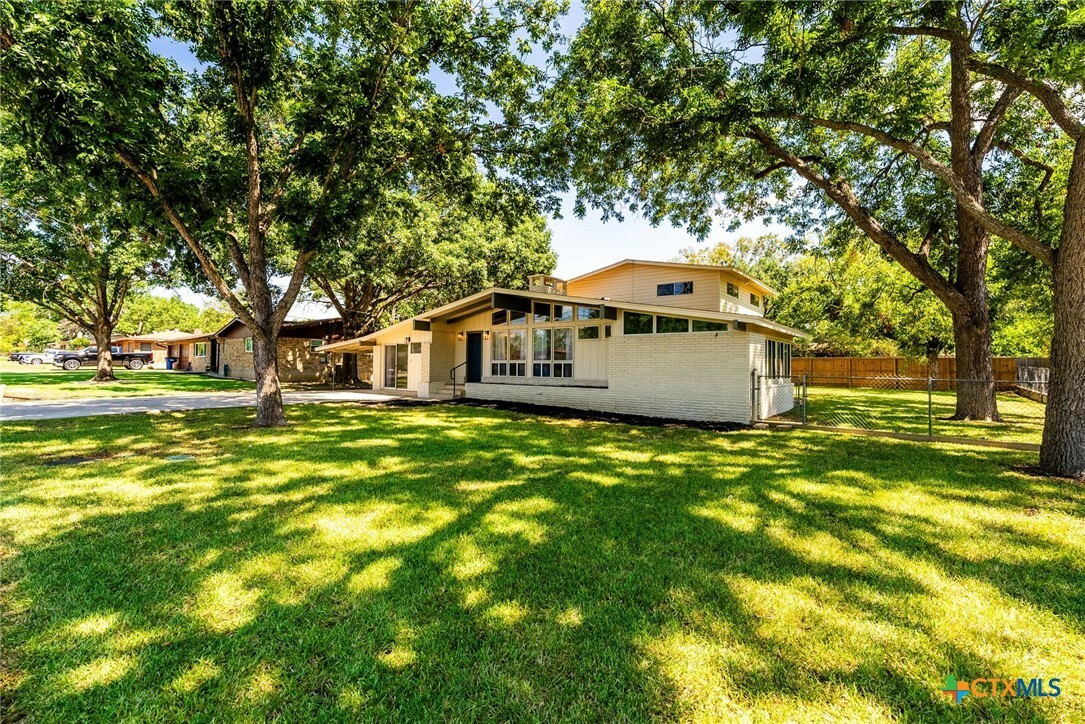 Property Photo:  1334 Rivercrest Drive  TX 78130 