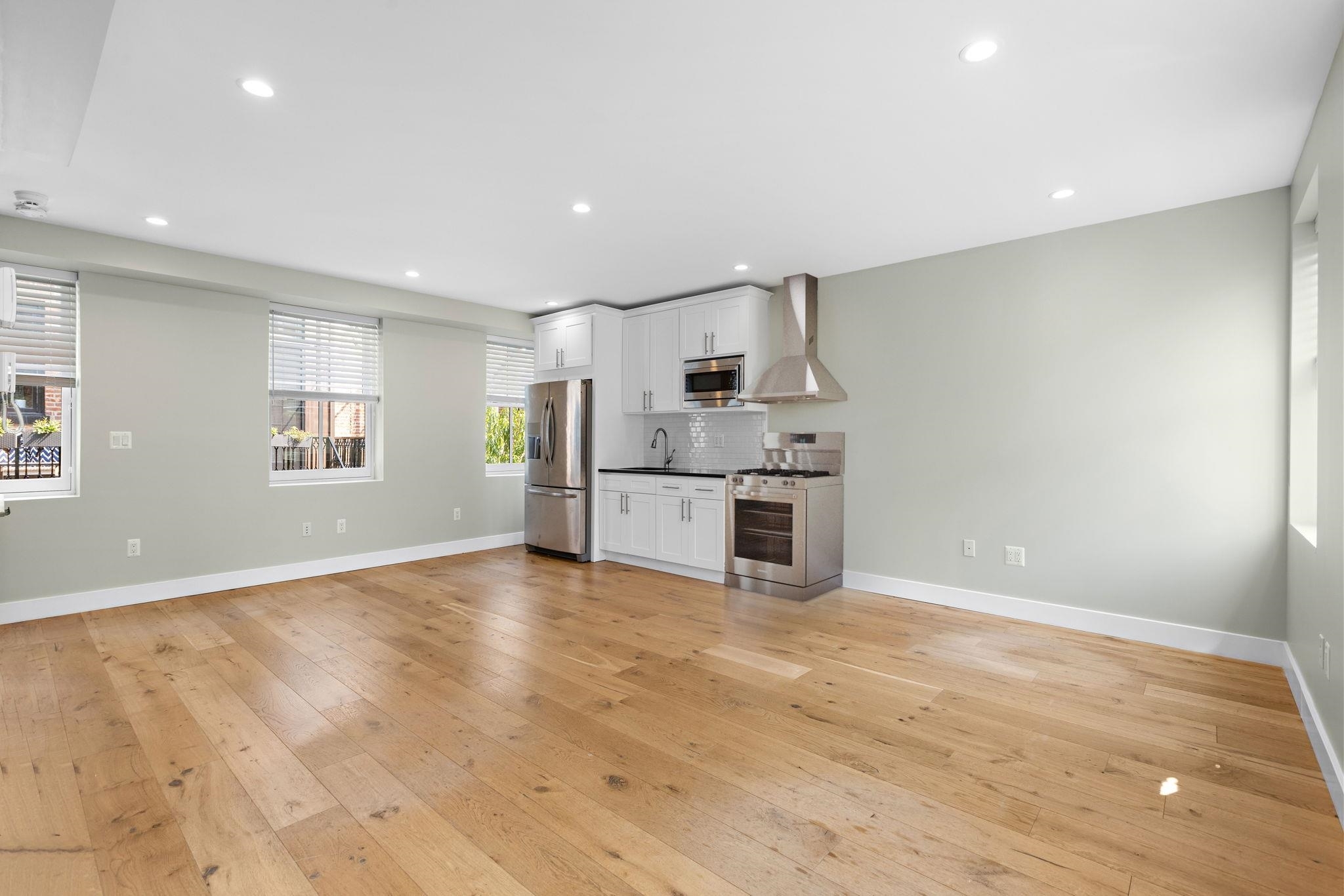 Property Photo:  631 Court St Ch  NJ 07030 