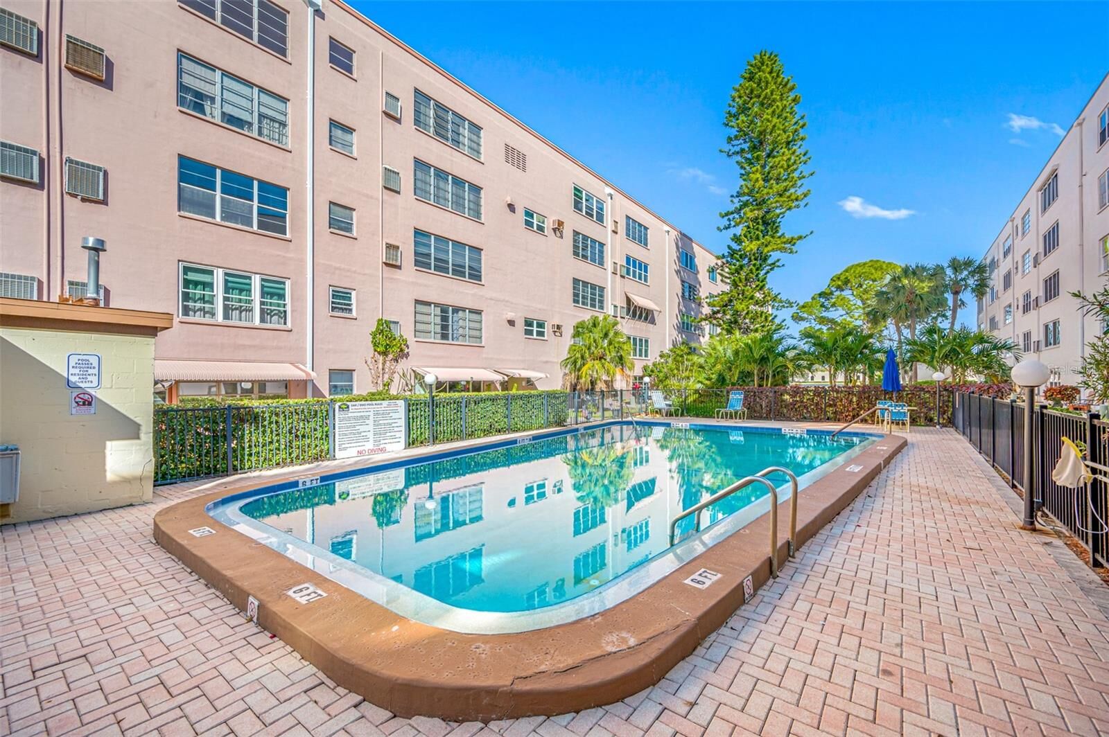 Property Photo: 5521 80th Street N 310 FL 33709