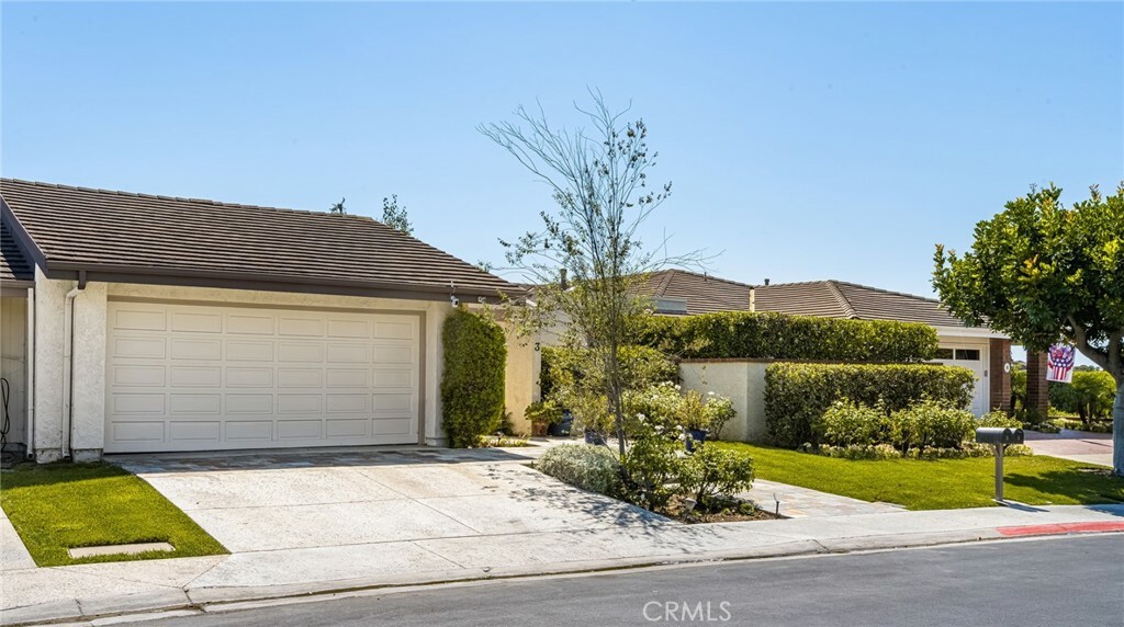 Property Photo:  3 Mainsail Drive  CA 92625 