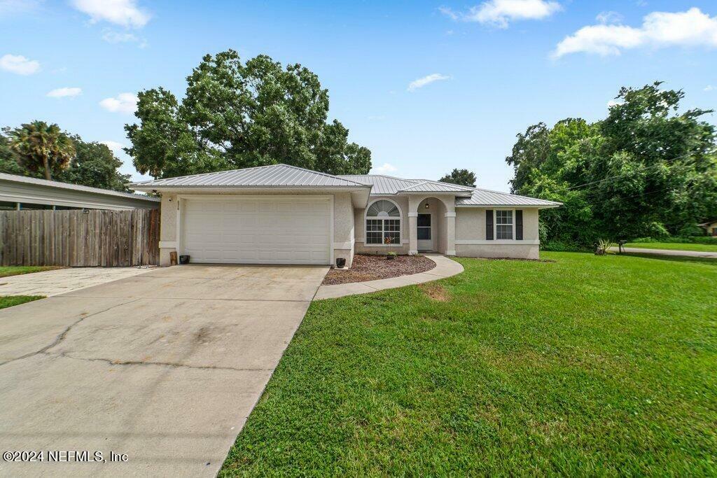 Property Photo:  6370 Pine Circle W  FL 32095 