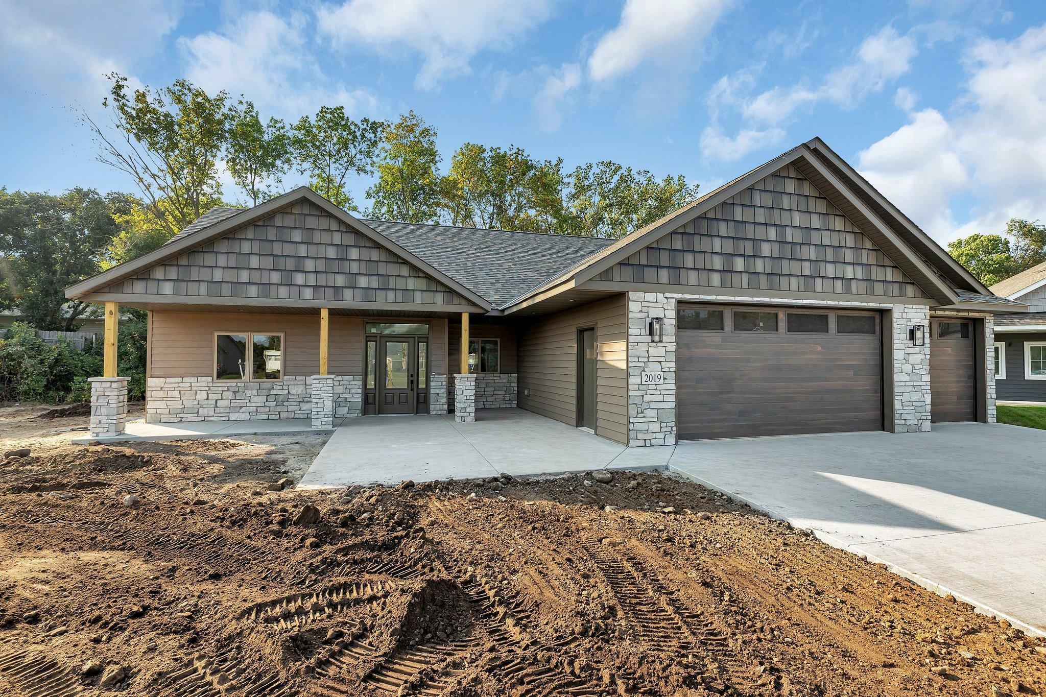 2019 Forest Court  Saint Cloud MN 56303 photo