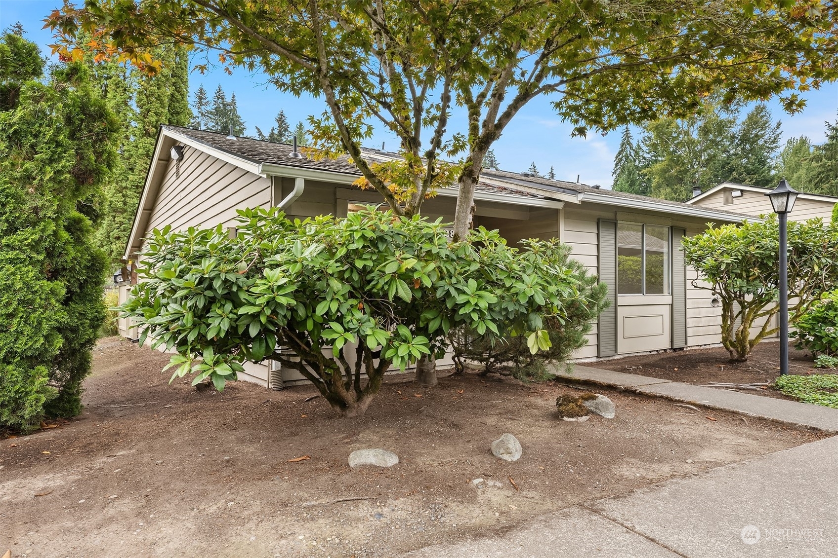 Property Photo:  728 126th Avenue NE 108  WA 98005 