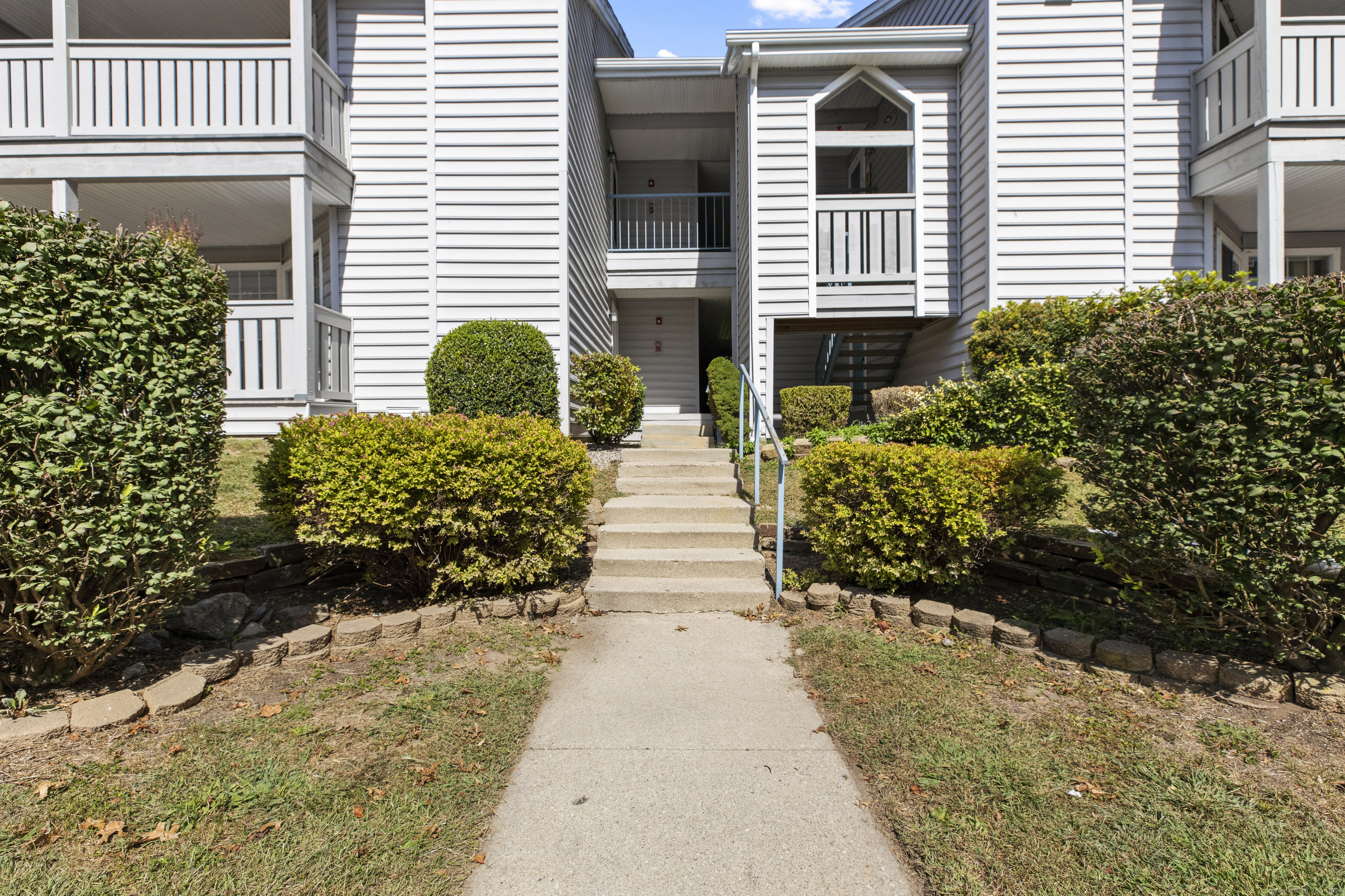 90 Crown Knoll Court Apt 142  Groton CT 06340 photo