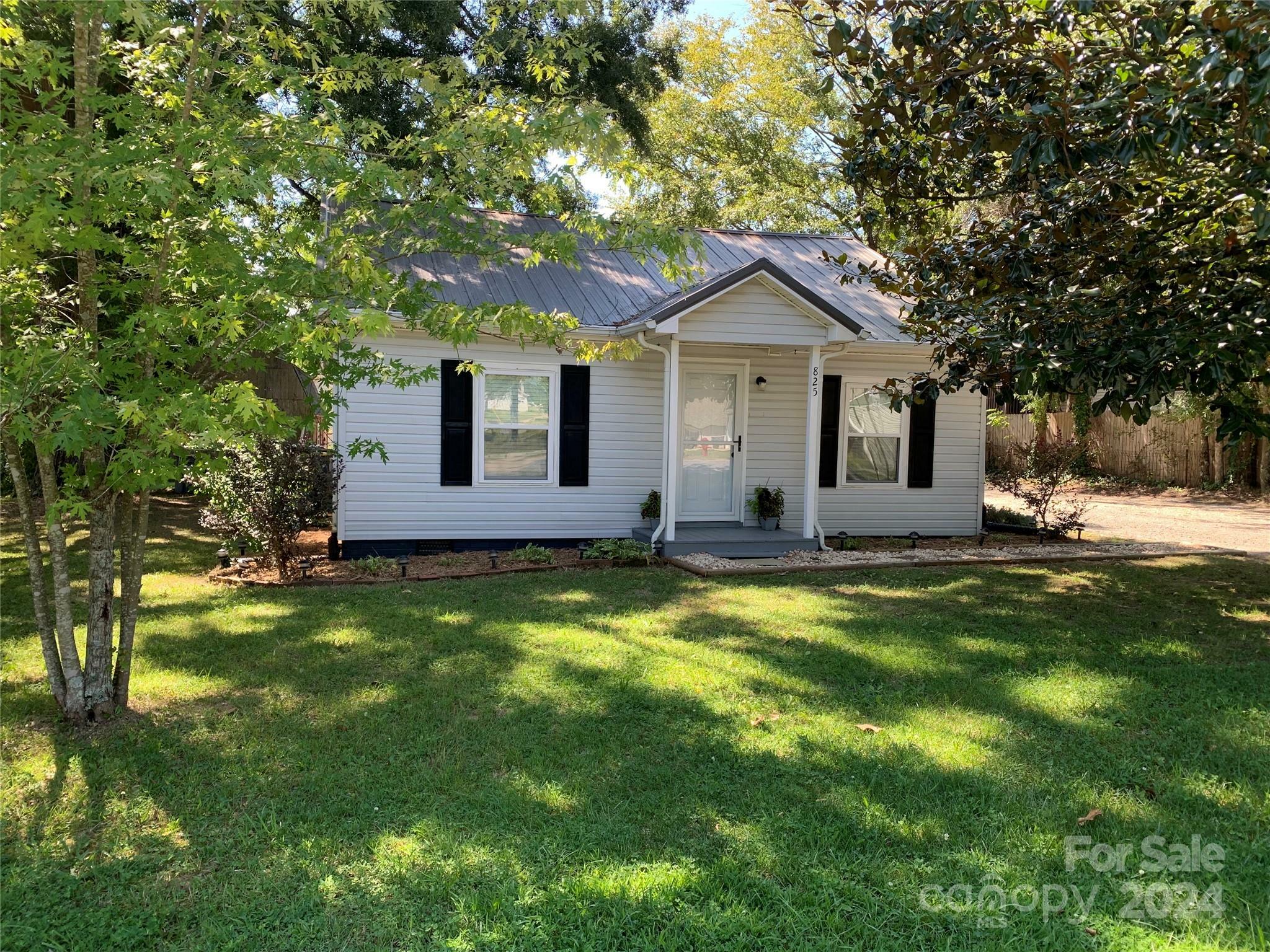 Property Photo:  825 Fisher Street  NC 28027 