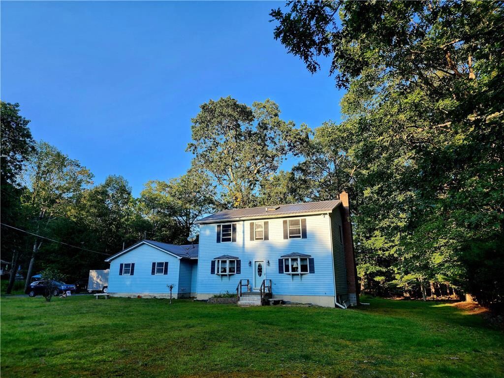 Property Photo:  204 Cannon  PA 18302 