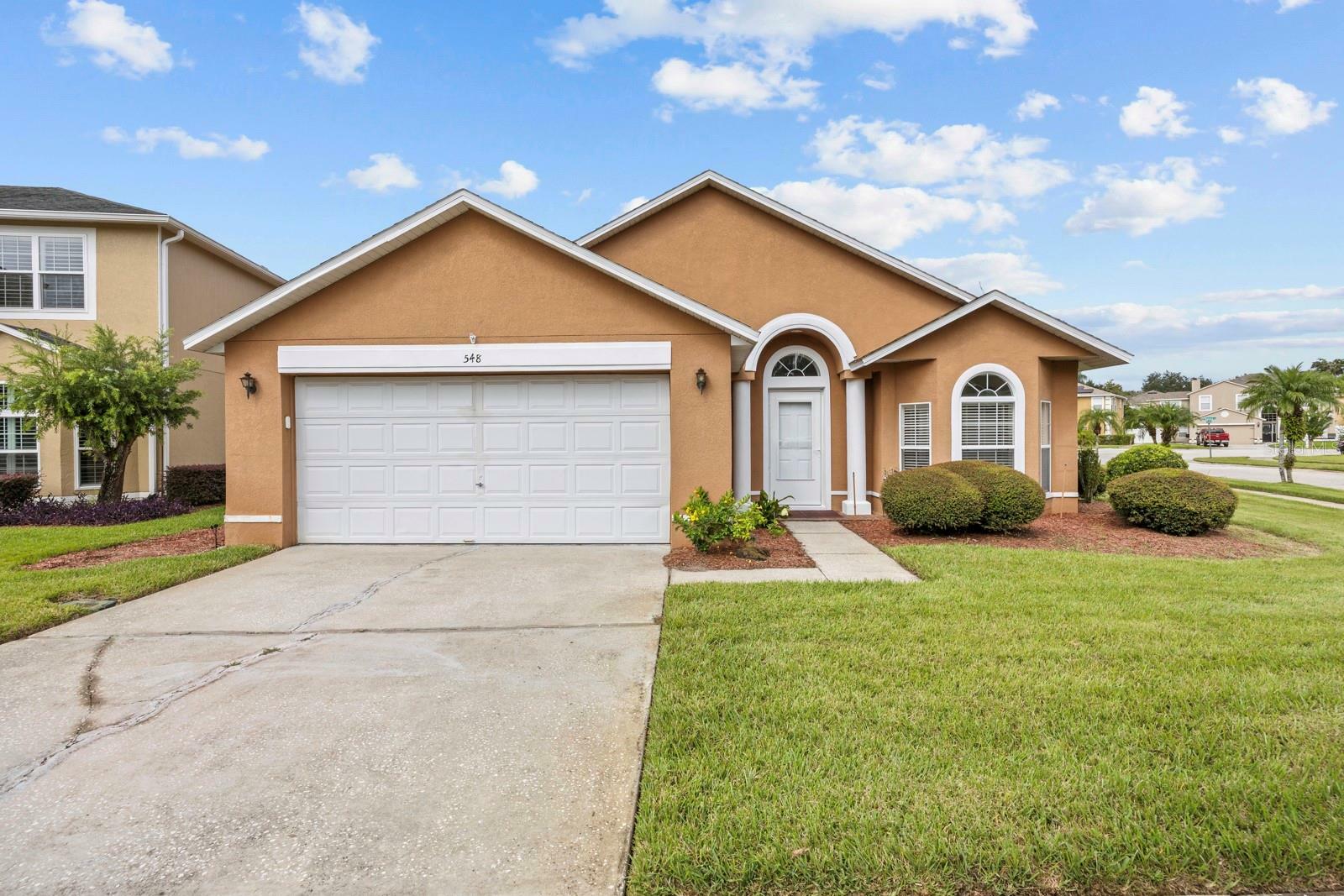 Property Photo:  548 Lancer Oak Drive  FL 32712 